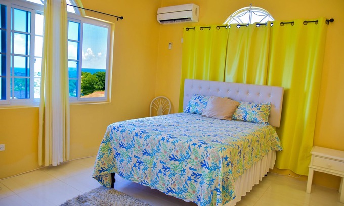Boscobel Casa | one bedroom cozy and quiet neighborhood 10min from ocho rios town