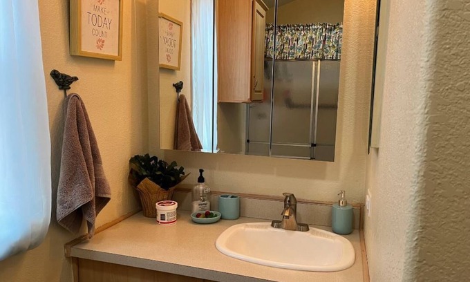 Mesa Complejo | one bedroom house for rent May through September 2023