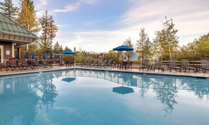 South Lake Tahoe Complejo | ONE BEDROOM LAKE VIEW @Hilton Vacation Club Lake Tahoe Resort South