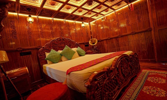 Alappuzha Alquiler De Eote | One bedroom private houseboat Or One bedroom suite