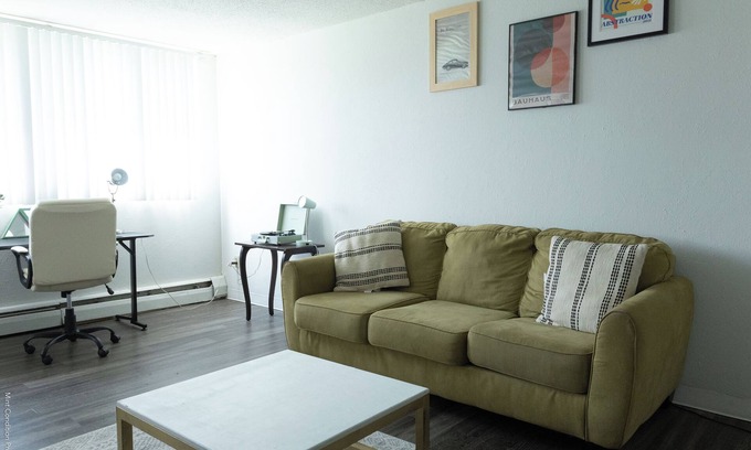 Richfield Apartamento | One bedroom W/ fitness Room & Swimming pool W/Discounted Rental car