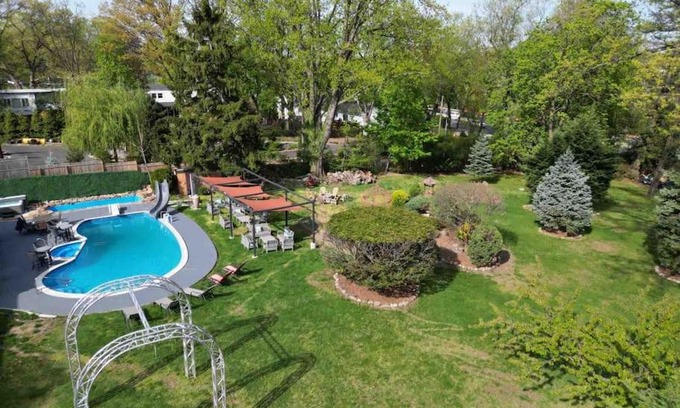 Paterson Apartamento | One of a kind 5-Bedroom villa with heated pool