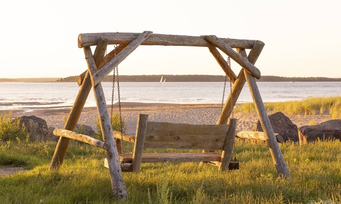 Pointe-du-Chene Cabaña | One of a kind Beach House on Parlee Beach! Sunday to Sunday only during summer.