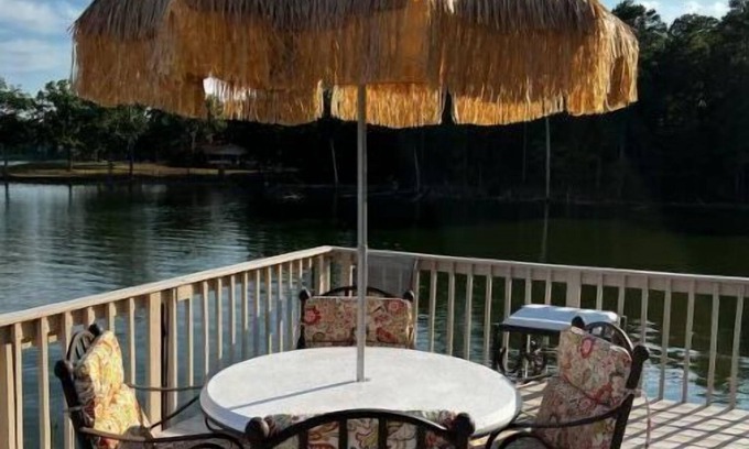 Prosperity Cabaña | One of a kind cozy loft cottage with boat ramp and a magnificent view.