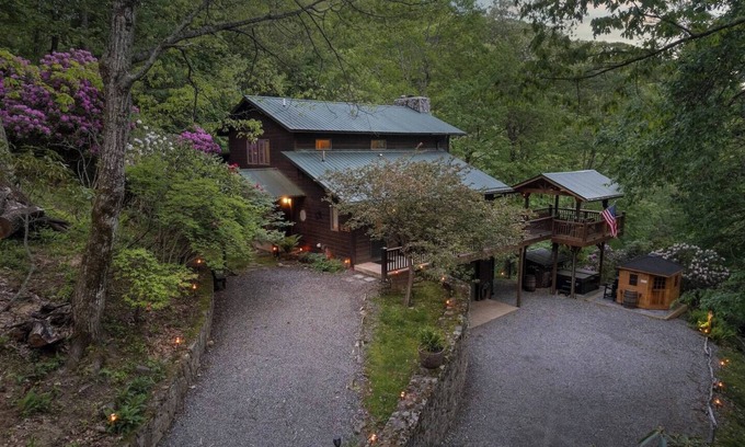 Wolf Laurel Casa | One of a kind, Creek Front Lodge 3 floors, 2 kitchens, long distance views.