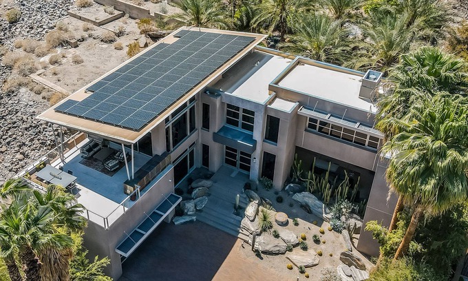 The Mesa Casa | One-of-a-kind luxury home with private pool & spa, WiFi, AC & on-site ruins