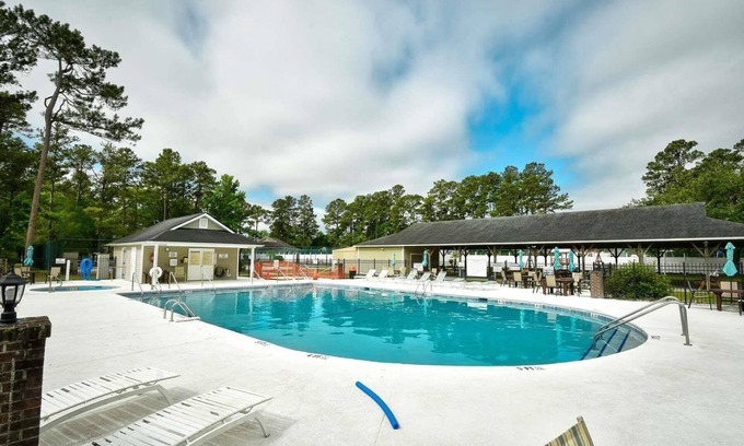 Surfside Beach Condominio | "One Particular Harbour" In Myrtle Beach Golf & Yacht Club Gated Community