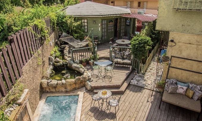 Eastwood Park Casa | One32 Guest House