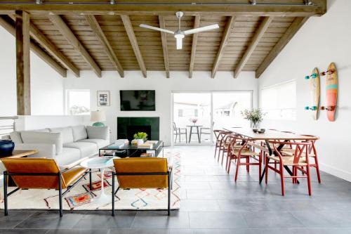 Santa Ana Heights Casa | ONeill Buyout by AvantStay Modern Beach Getaway Newly Renovated