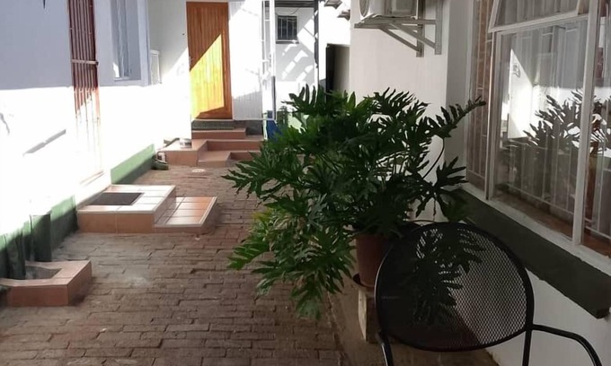 Windhoek West Cama Y Desayuno | Onguti Guesthouse