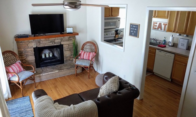 Neptune Beach Casa | NUEVO * A solo 3 cuadras del océano.