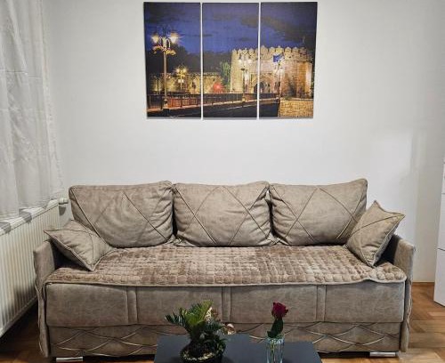 Nis Apartamento | ONLY 4 YOU apartment