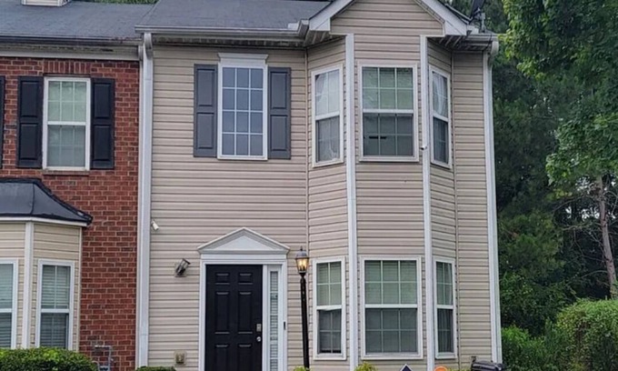 Riverdale Casa | Charming Stay in Atlanta: Welcome to 2619 Rocky Court!