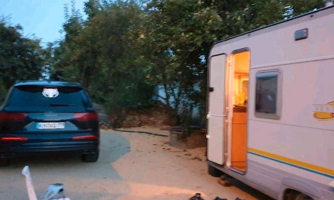 Csorvas Alquiler De RV | Only pitches for mobile homes, tiny houses, tents & others on own land. Property!