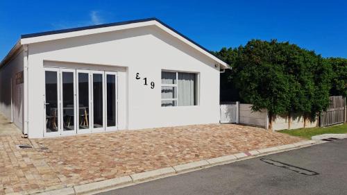 Pearly Beach Casa | Ons Strandhuisie E19 in Pearly Beach