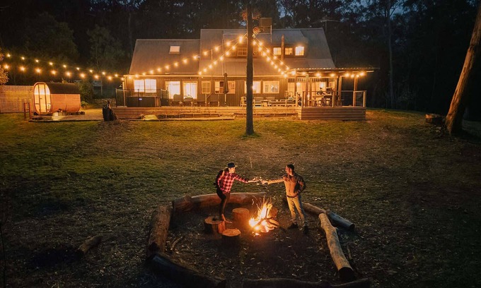 Healesville Casa | Onyx Retreat Yarra Valley | Spa, Sauna on 13 Acres