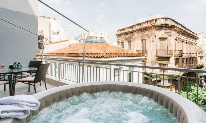 Plaka Apartamento | Open Air HotTub / BIG Balcony / Athens Boutique Apartment