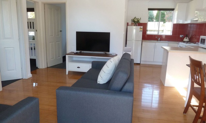 Bridport Apartamento | Opposite Beaches - Short Walk to Shops & Eateries