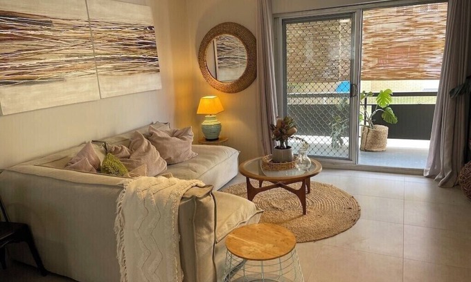 Alderley Apartamento | Opposite Sedgley Park 2 bedroom spacious apartment with 2 Queen size beds