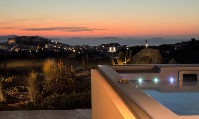 Naxos Town Hotel | Opuntia Suites Superior Villa with Outdoor Hot Tub