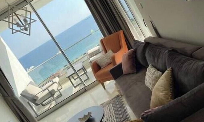 Bogaz Complejo | OrangeBlue Dream by the Coast