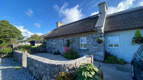 Ballyvaughan Casa | Oranuisce Thatch Cottage Ballyvaughan