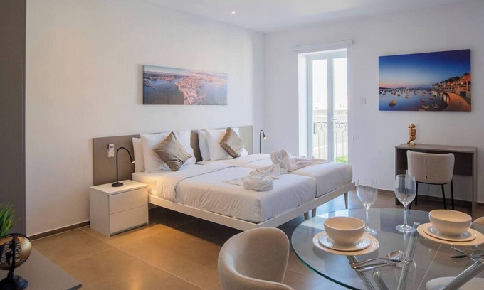 Qormi Hotel | Orbis Boutique Studios by Holi