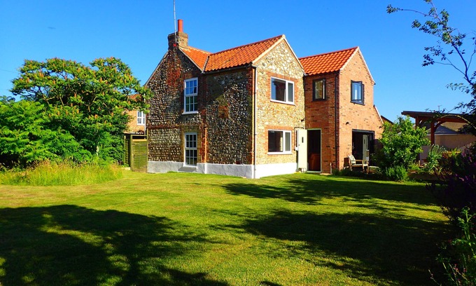 King's Lynn Casa | Orchard Cottage - beautiful indoor/outdoor living.