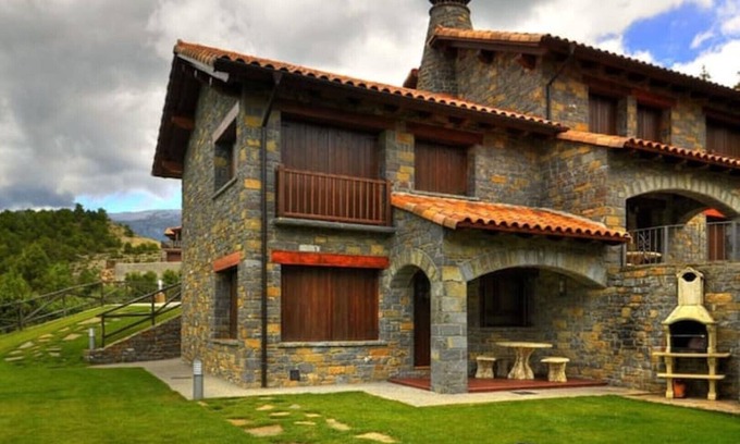 Puertolas Cabaña | Ordesa Houses - Edelweiss House