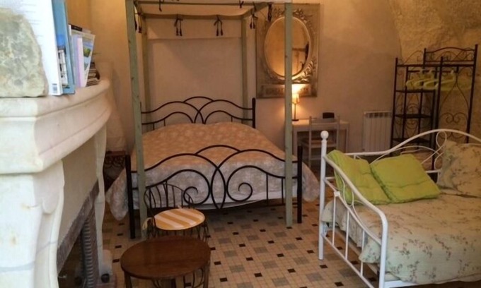 Parnay Casa | Original troglodyte house on the banks of the Loire: Les Troglos Verts