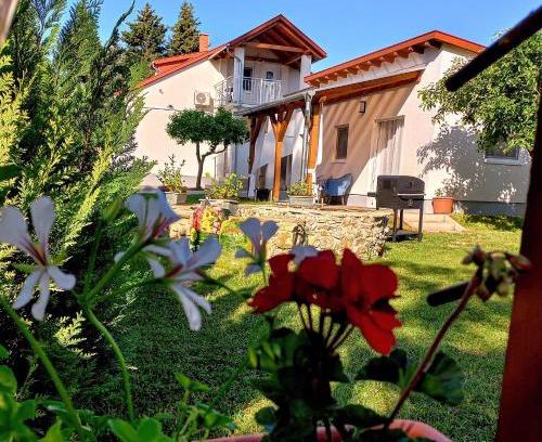 Balatonudvari Apartamento | Orsolya Vendégház Balatonudvari