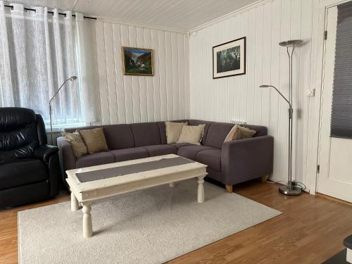 Skedsmo Casa | Oslo House, Nedre Kjellerstuvei, First floor, Twin Room