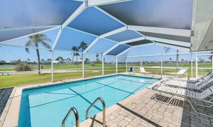 The Dunes Casa | Osprey Hideaway: Pet-Friendly Island Home w/ Pool!
