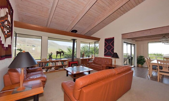 Bodega Bay Casa | Osprey Retreat - Beautiful views of the coastal hills, & Pt. Reyes, private.