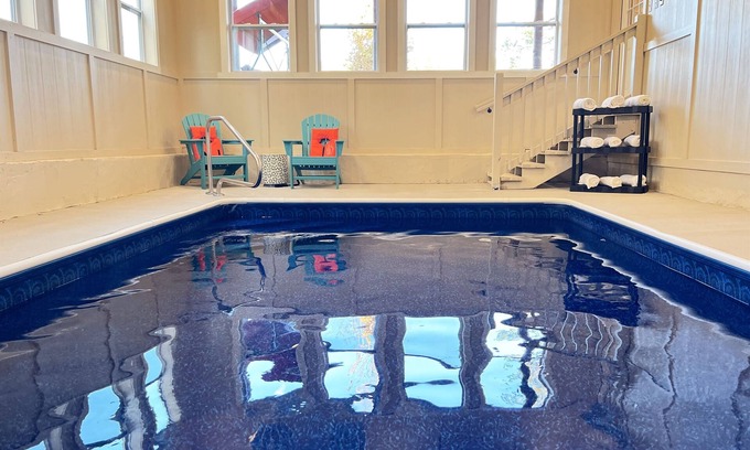 Caton Cabina | Osterley Cottage ~ Indoor Pool ~ Hot Tub
