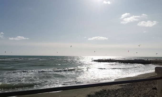 Quartiere XXXV Lido di Castel Fusano Apartamento | Ostia, apartment with garden sea front