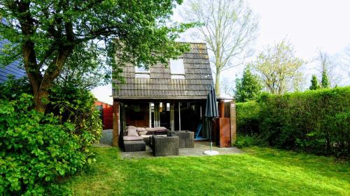 Oude-Tonge Casa | Oude-Tonge holiday house near fishing waters