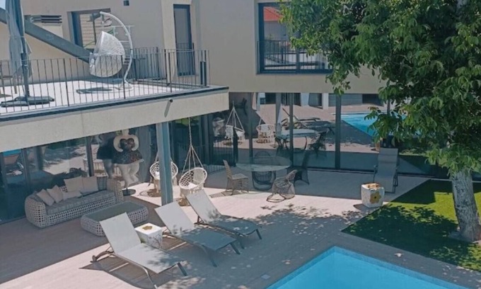 Cinfaes Apartamento | Our Douro Vintage Design Jacuzzi&Pool Flat