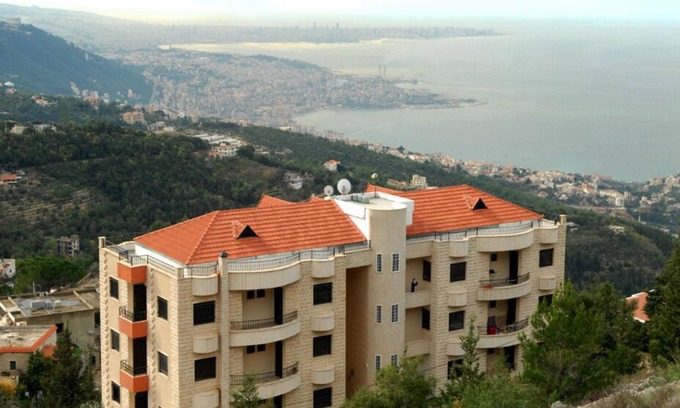 Kfardebian Apartamento | Nuestra ubicación es tranquila y pintoresca