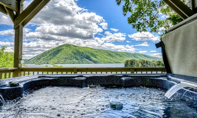 Huddleston Casa | Our Point of View - Lakefront home with hot tub, pool table, dock - dog-friendly