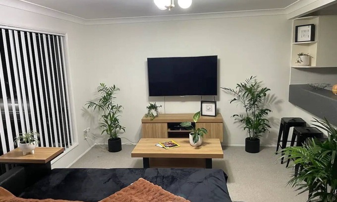 Newtown Casa | Our Townhouse in Toowoomba