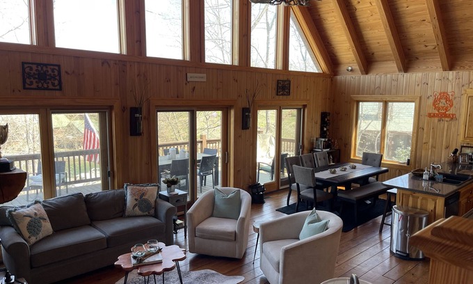 Six Mile Casa | OUTER BANKS