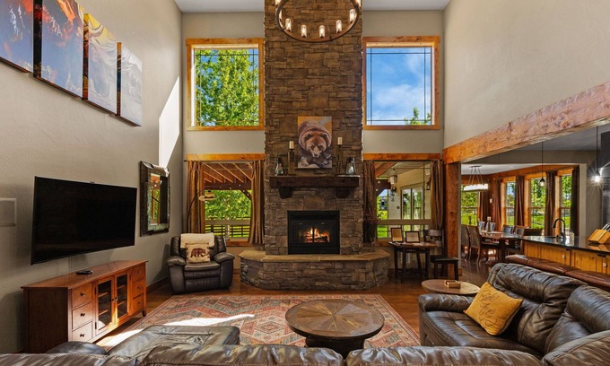Bozeman Casa | Outpost Oasis- Wonderful 6 bedroom house!