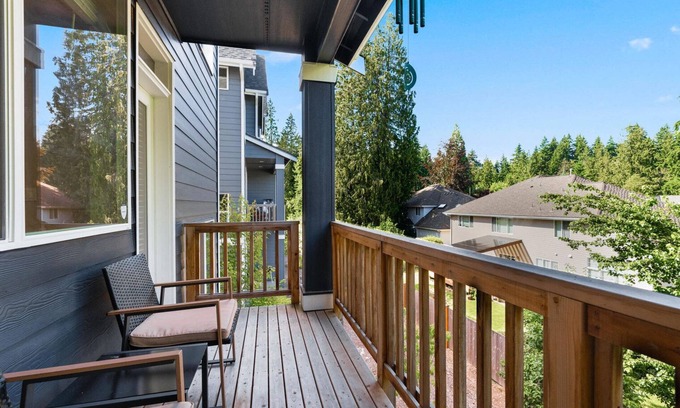 North Creek Casa | Outstanding Bothell 2BR w/ Parking, nr Parks & Trails, by Blueground