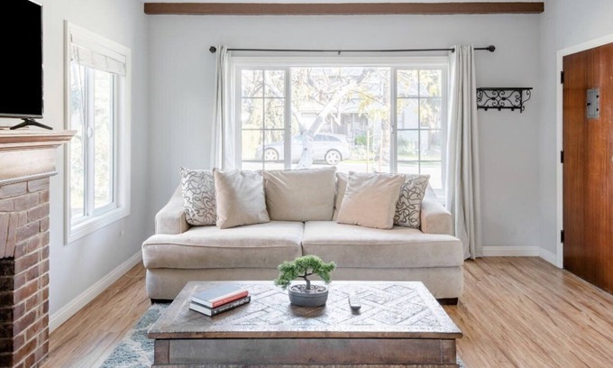 Mid Central Casa | Excelente casa cerca del casco antiguo de Pasadena y el centro de Los Ángeles