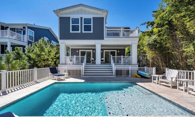 Fenwick Island Casa | ¡Excepcional casa de playa en el lado del océano con piscina climatizada!