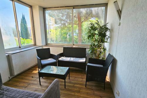 Estanove Apartamento | Ovalie ! Spacieux T3 lumineux