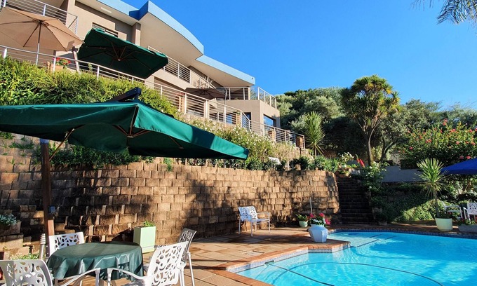 Northcliff Casa | Over The Moon Guesthouse