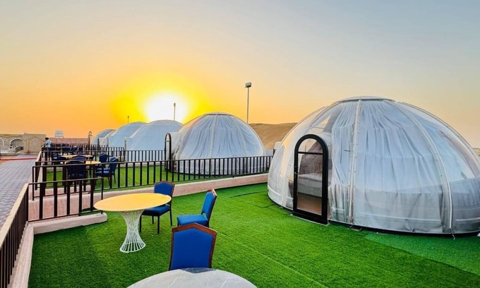 Al Awir Complejo | Overnight Desert Safari camping