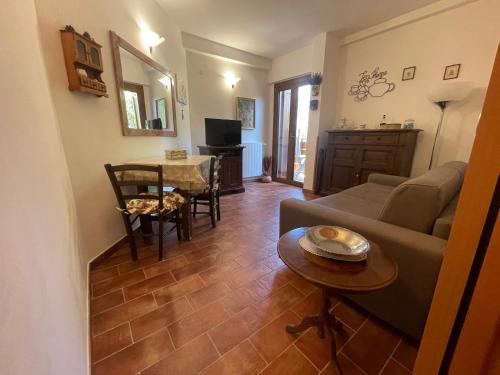 Rocca di Mezzo Apartamento | Ovindoli & Rocca di Mezzo - Casa Valentina